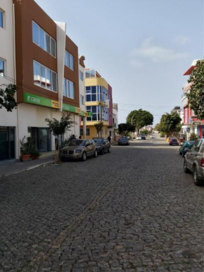 TARRAFAL HOME I - Aluguer Apartamento Família e Quartos Individuais